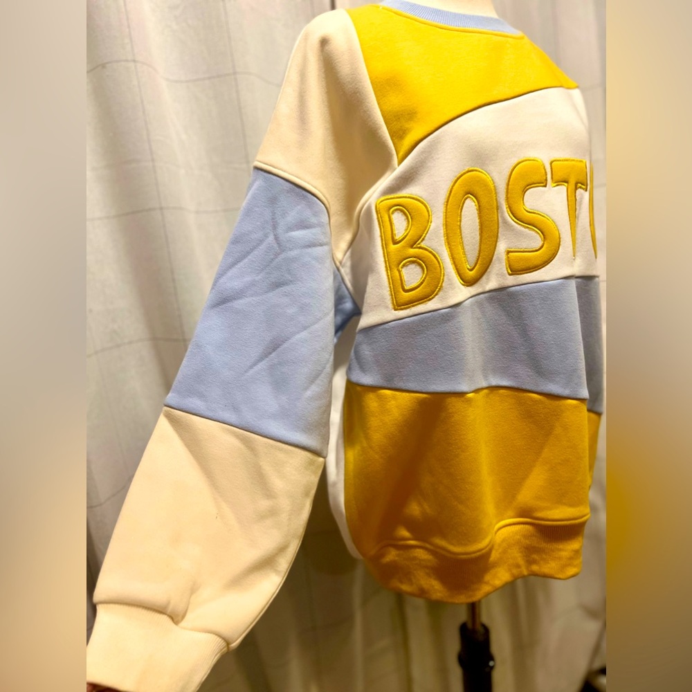 Boston Colorblock Sweater - Picture 4 of 11